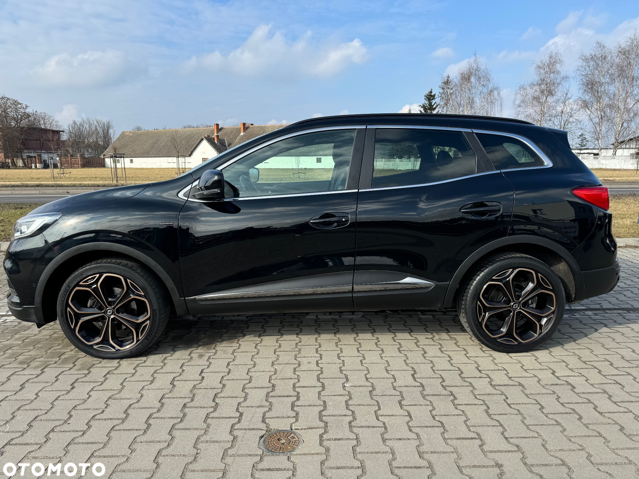 Renault Kadjar TCe 140 EDC GPF BLACK EDITION - 6