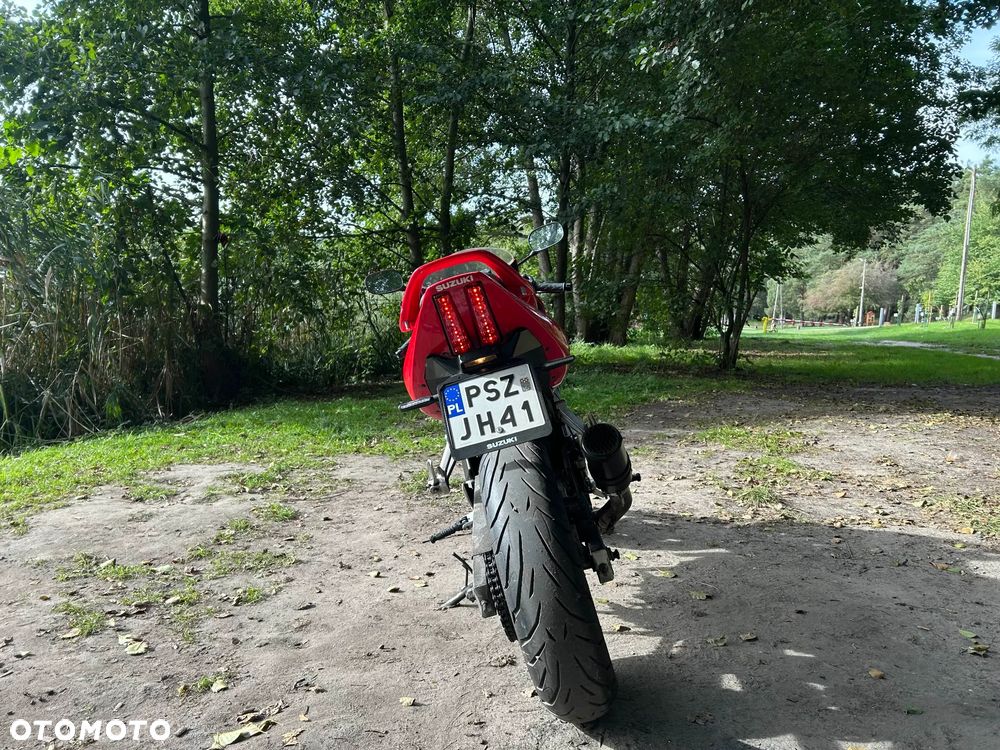 Suzuki SV - 4