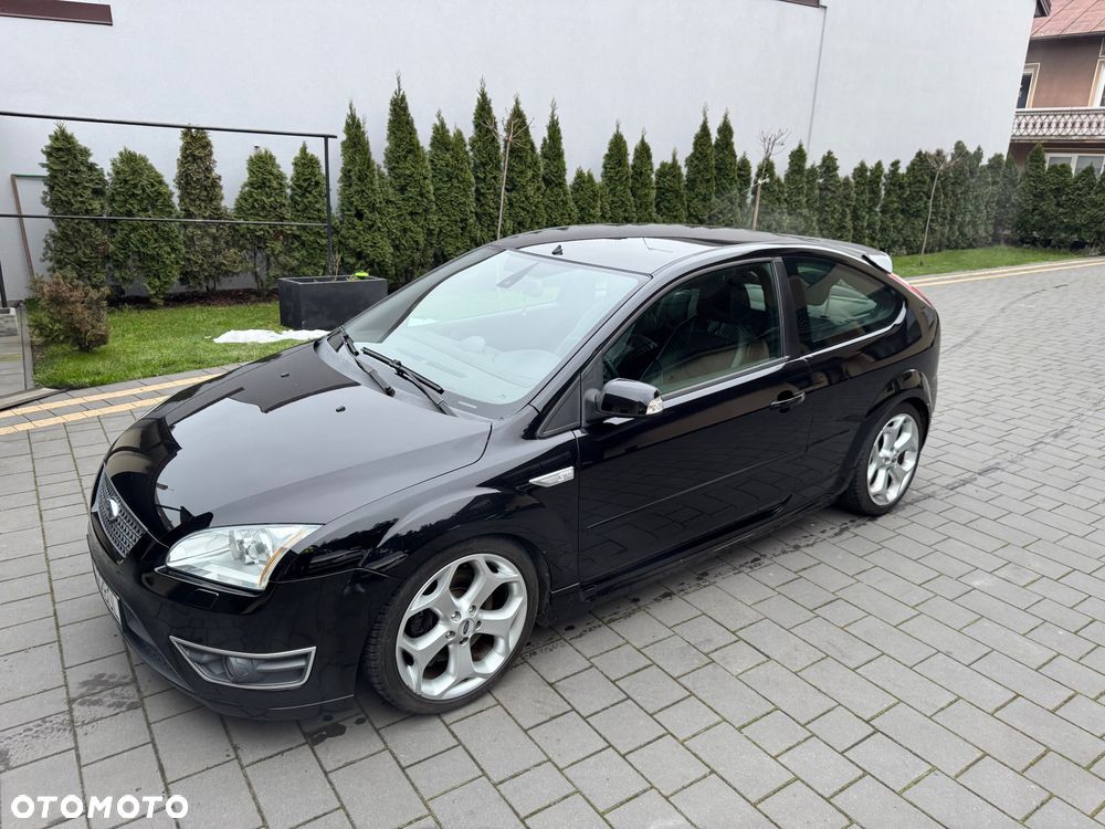Ford Focus 2.5 ST - 1