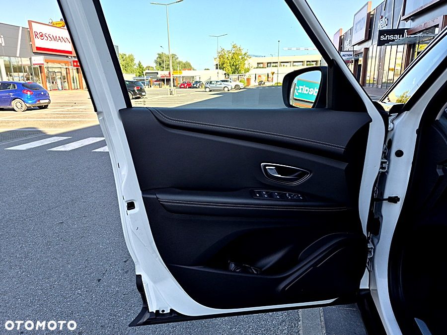 Renault Scenic ENERGY TCe 130 S&S LIMITED - 30