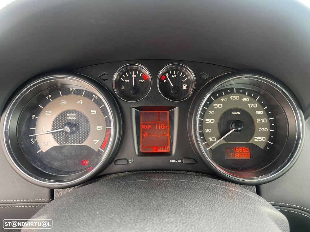 Peugeot RCZ 1.6 THP - 23