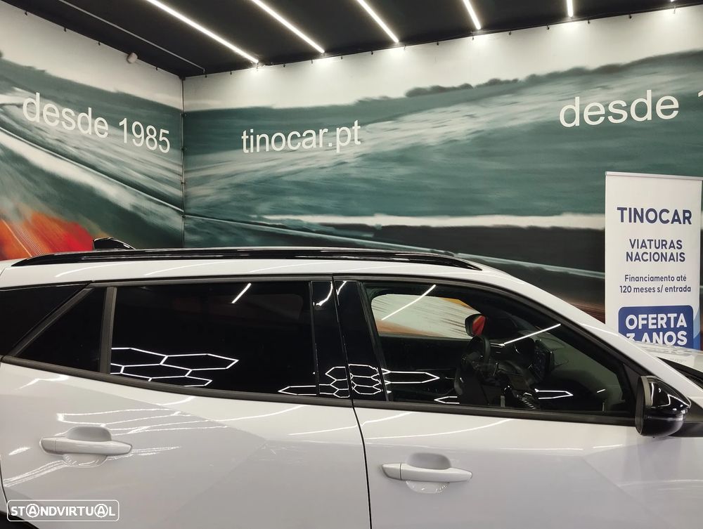 Peugeot 2008 1.2 PureTech Allure EAT8 - 10