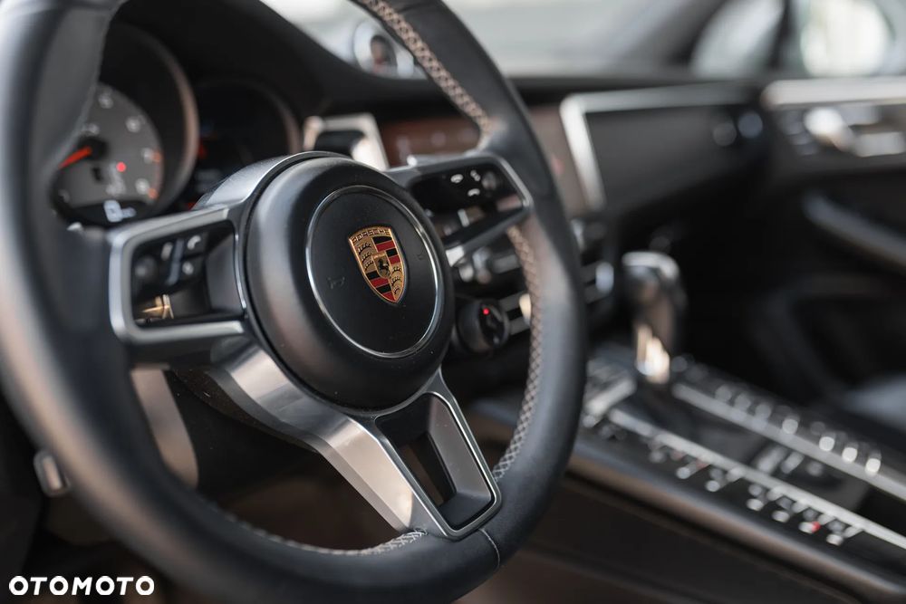 Porsche Macan GTS - 18