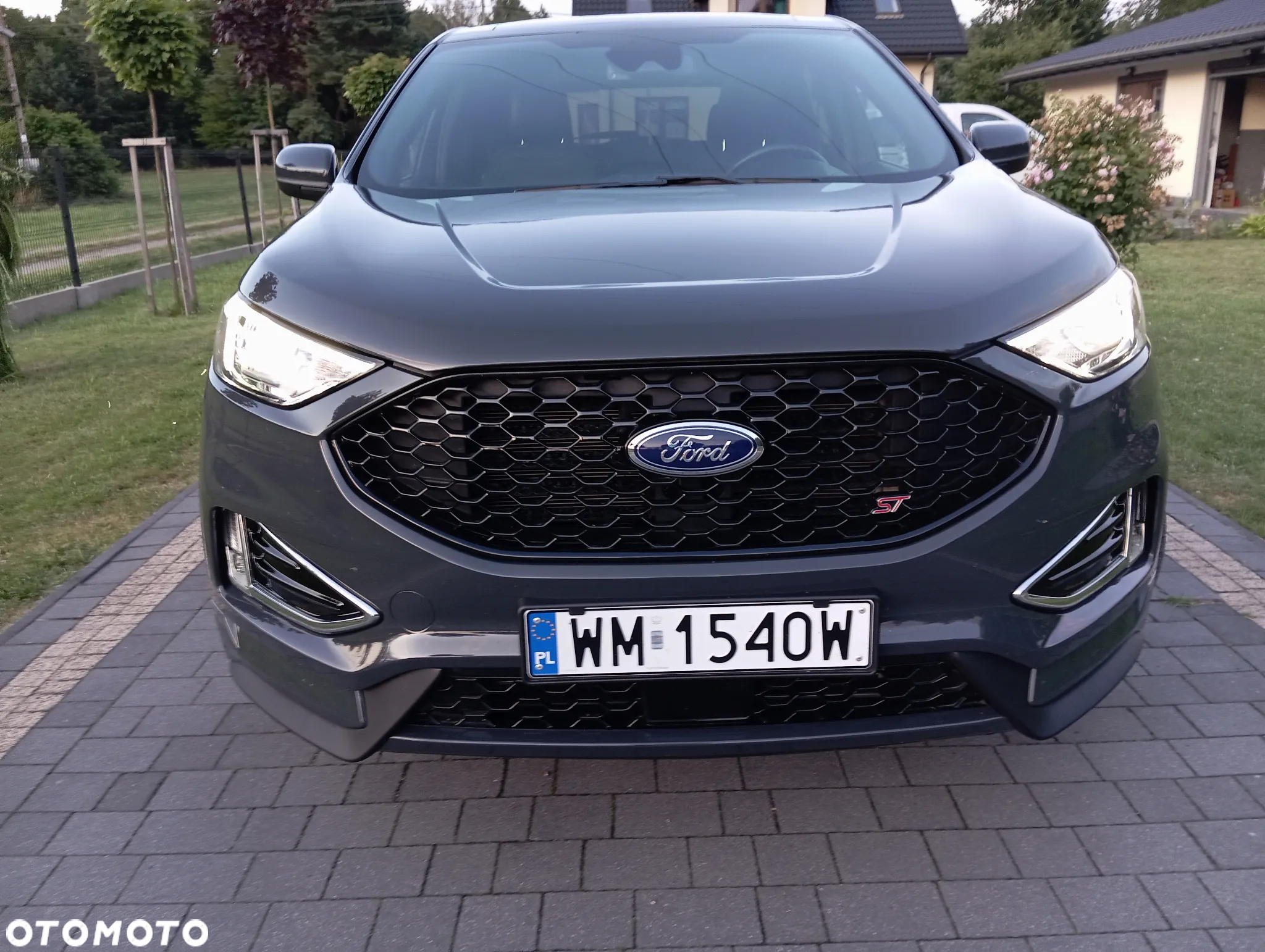 Ford Edge - 2