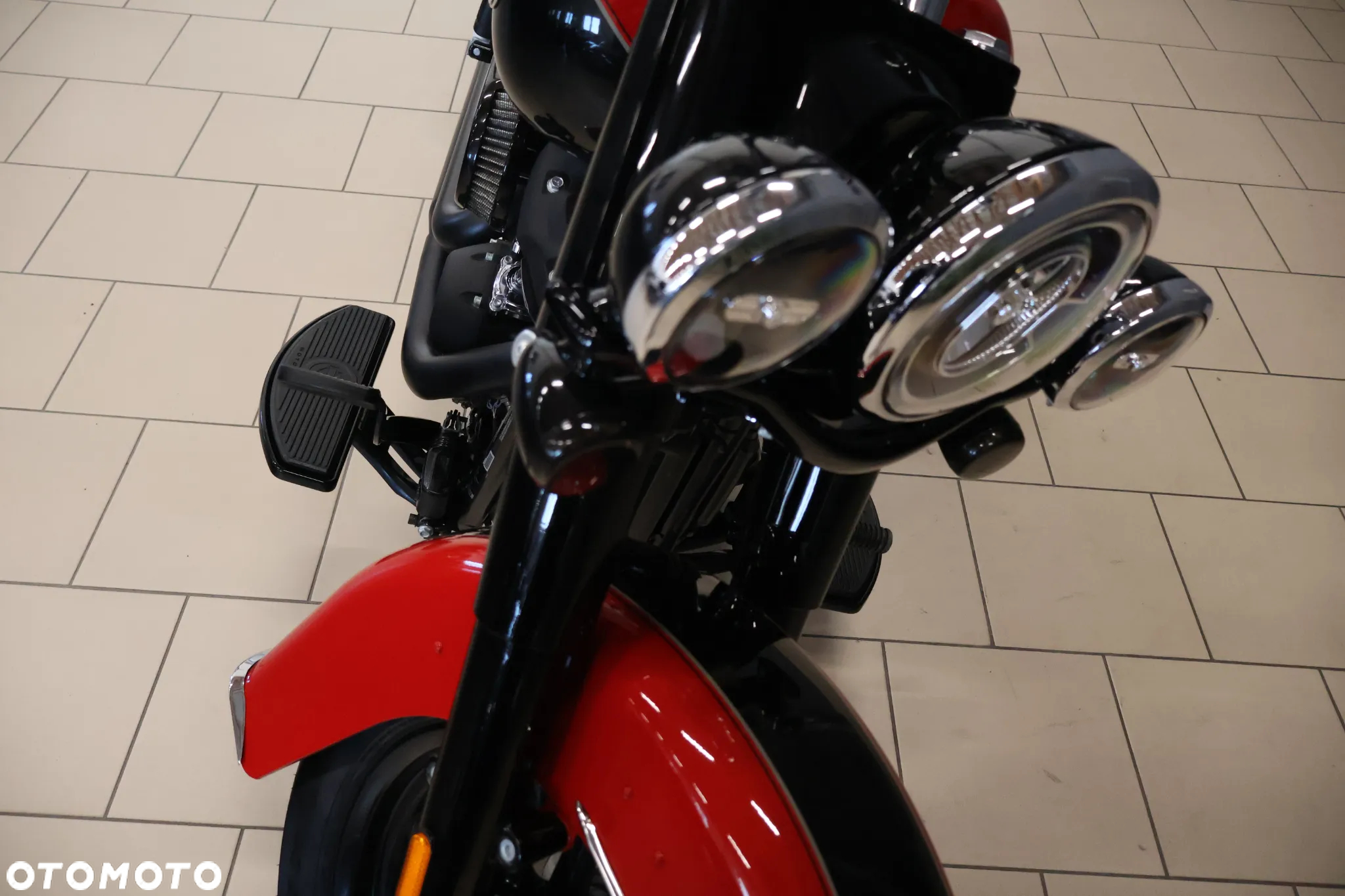 Harley-Davidson Softail Heritage Classic - 12