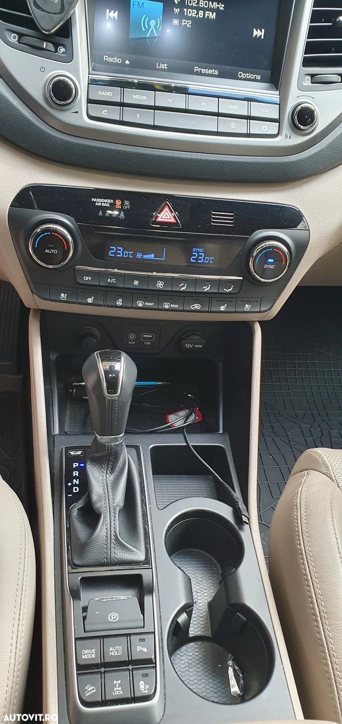 Hyundai Tucson 2.0 CRDI 4WD 6AT Luxury Pack+ - 9