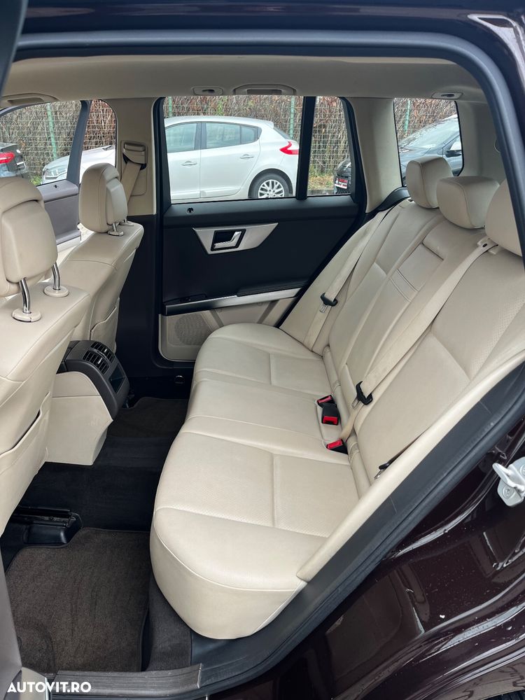 Mercedes-Benz GLK 250 CDI DPF 4Matic BlueEFFICIENCY 7G-TRONIC - 26