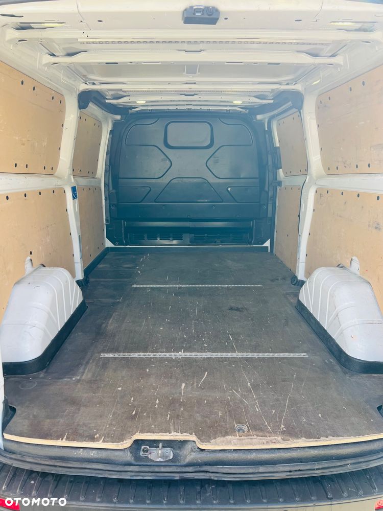 Ford Transit Custom - 8