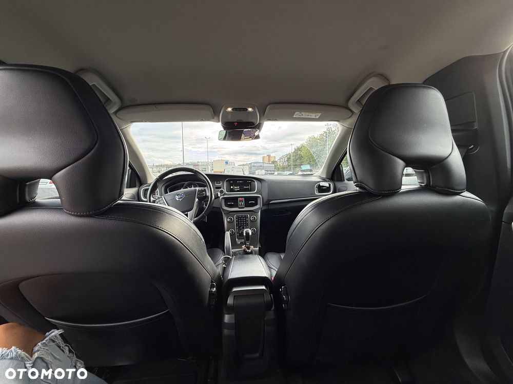 Volvo V40 D2 Summum - 10