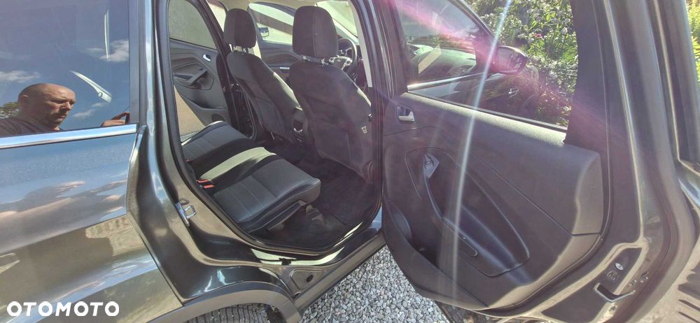 Ford Escape - 4