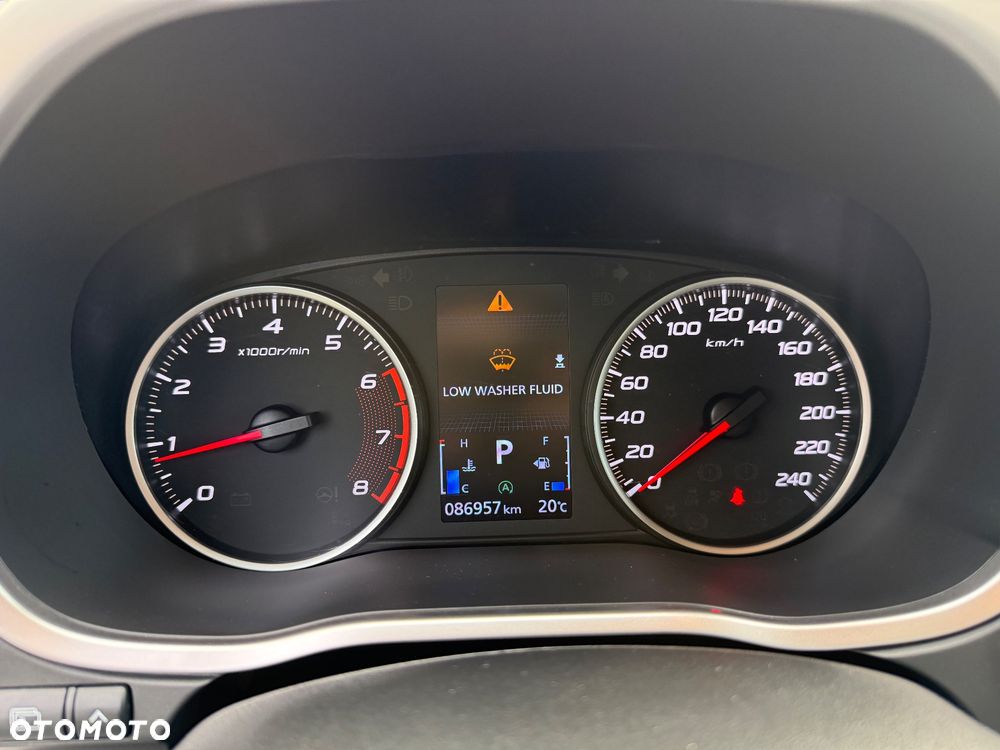 Mitsubishi Eclipse Cross - 11