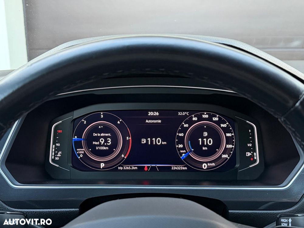 Volkswagen Tiguan - 16
