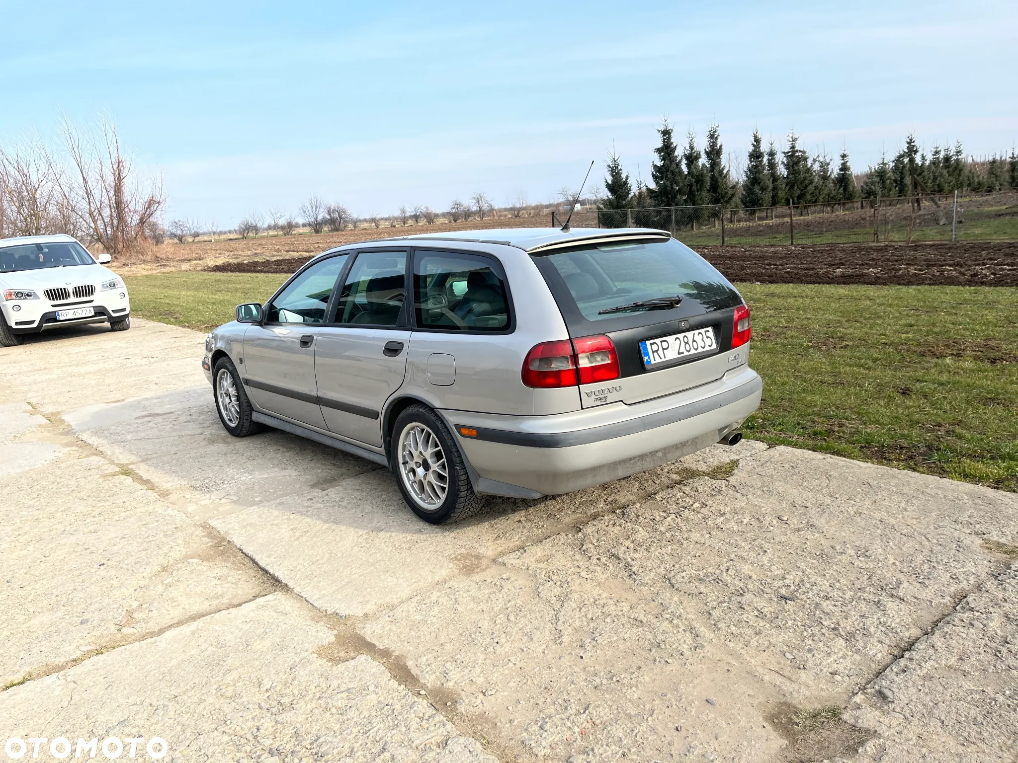 Volvo V40 1.9 T-4 - 4