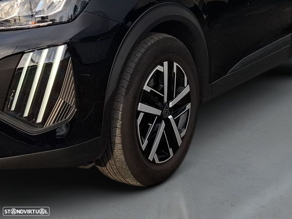 Peugeot 2008 1.2 PureTech Active — fotografia 4