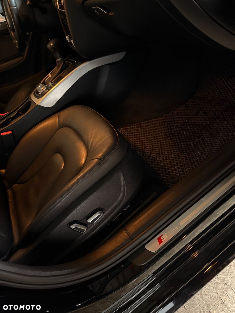 Audi A4 Limousine - 11
