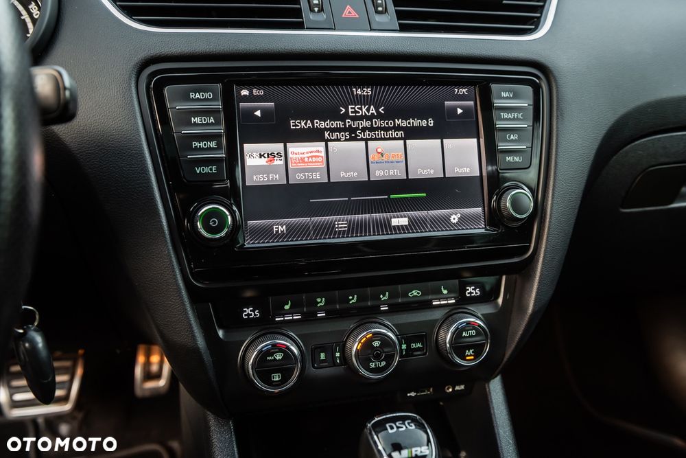Skoda Octavia 2.0 TDI DSG RS - 9