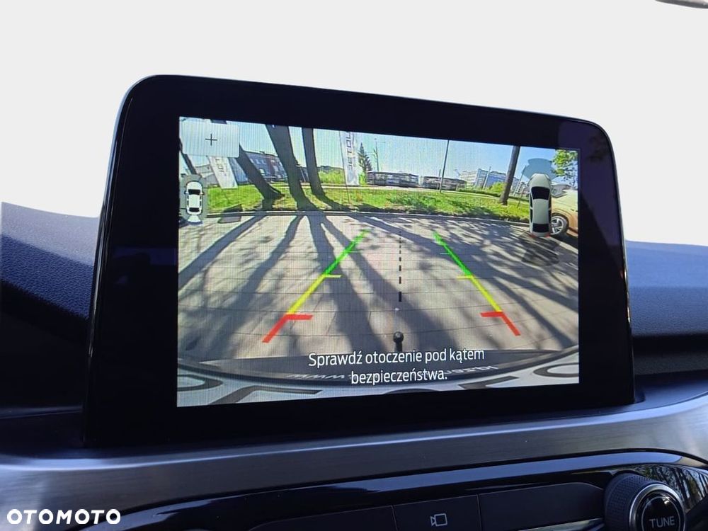 Ford Kuga 1.5 EcoBoost TITANIUM - 26