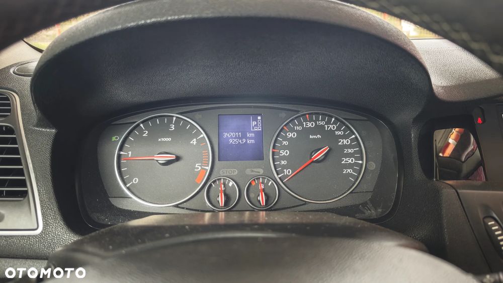 Renault Laguna dCi 175 FAP Bose Edition - 11