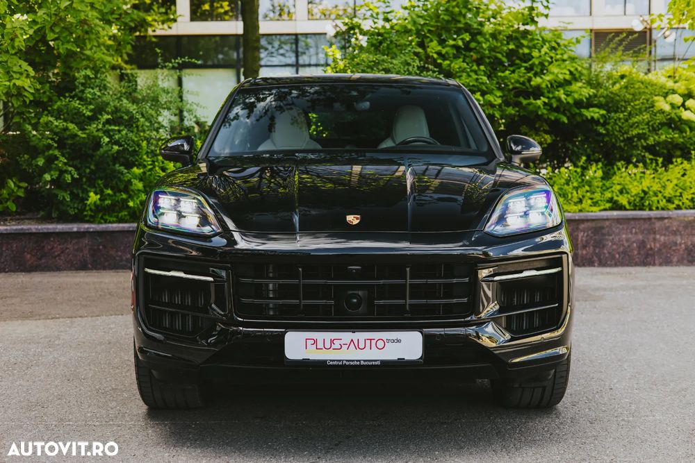 Porsche Cayenne - 2