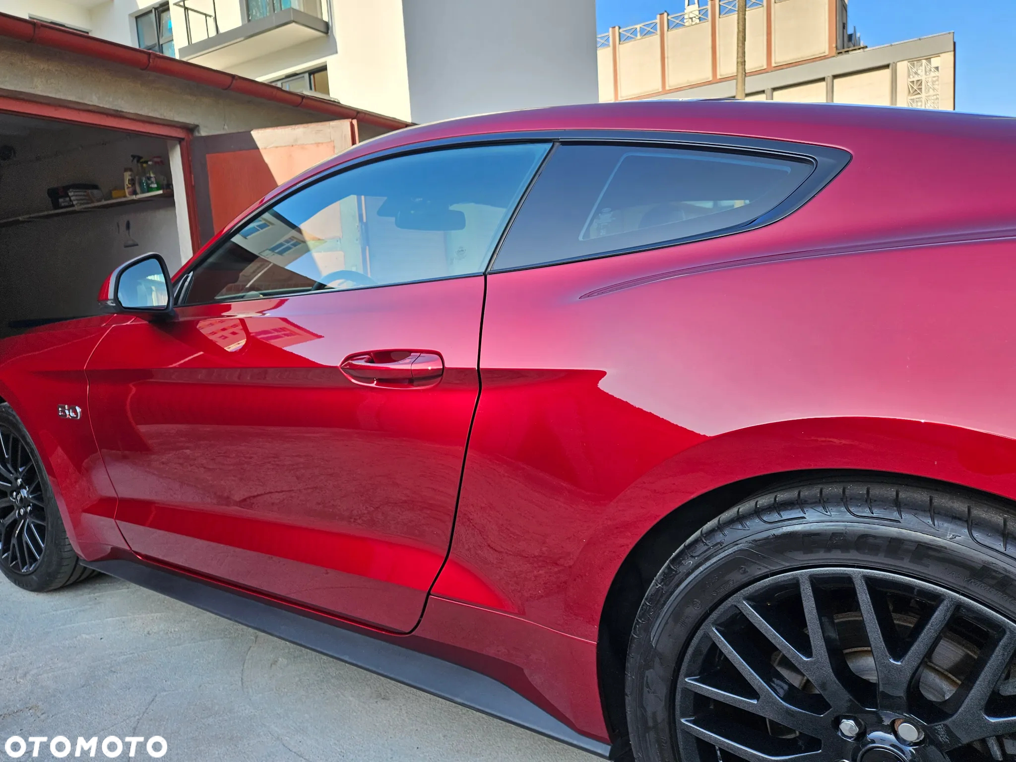 Ford Mustang 5.0 V8 GT - 4