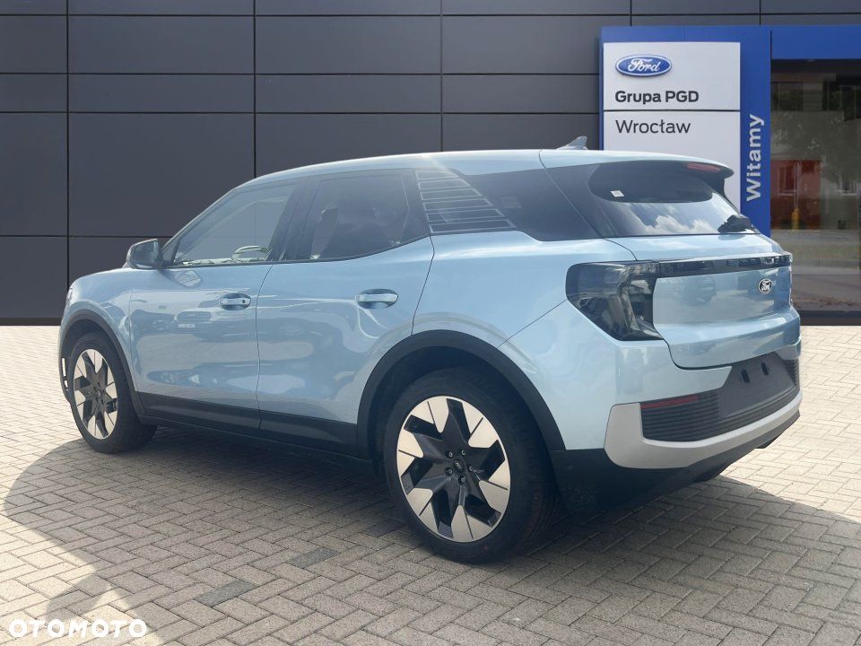 Ford Explorer - 3