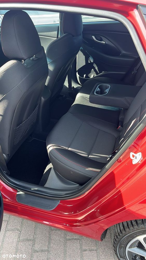 Hyundai i30 1.5 T-GDI 48V-Hybrid DCT N-Line - 15