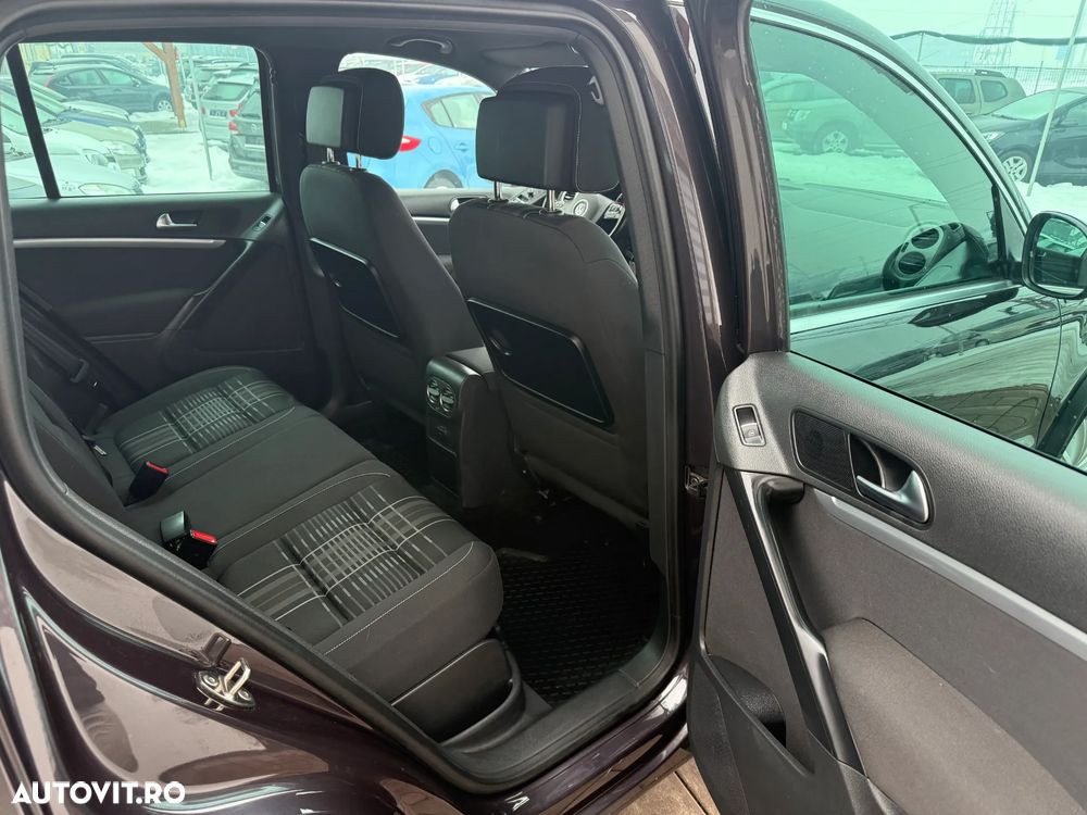 Volkswagen Tiguan - 16