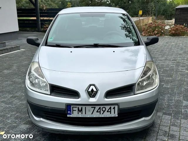 Renault Clio 1.2 16V Authentique - 2