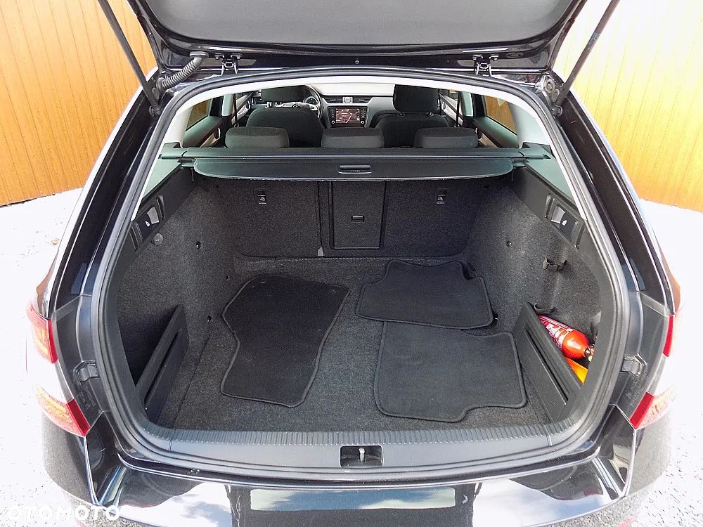 Skoda Octavia Combi 1.5 TSI e-TEC DSG Sportline - 21