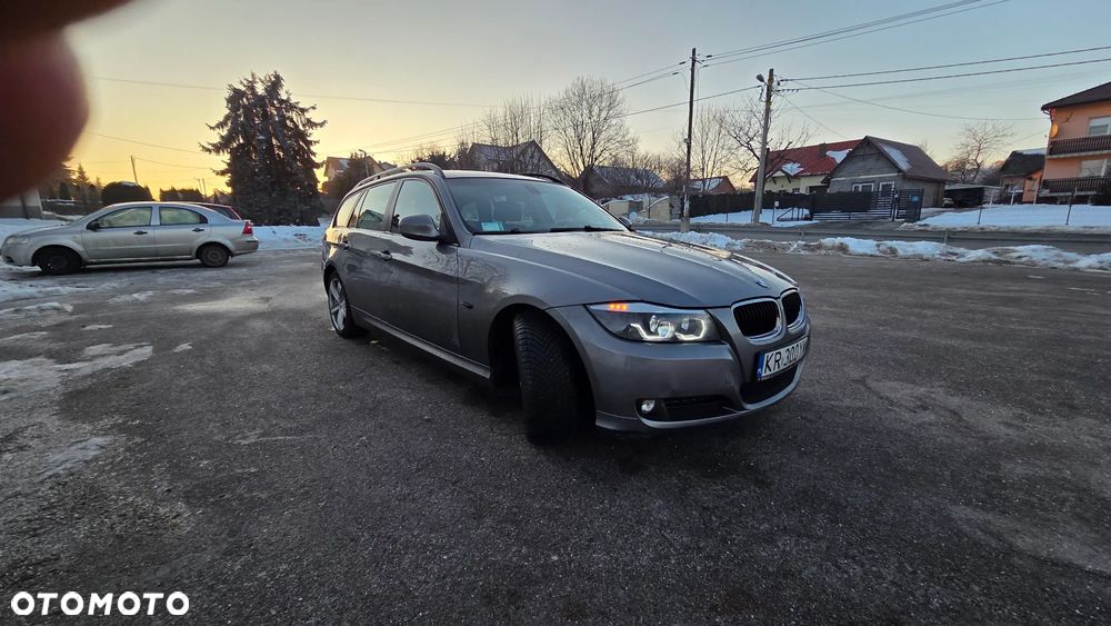 BMW Seria 3 320d - 14