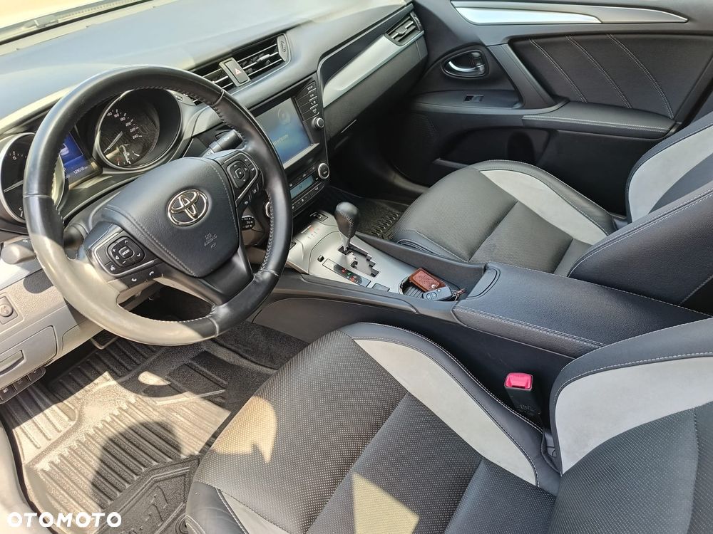 Toyota Avensis 1.8 Prestige MS - 2