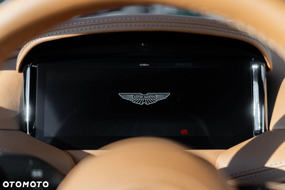 Aston Martin DB - 23