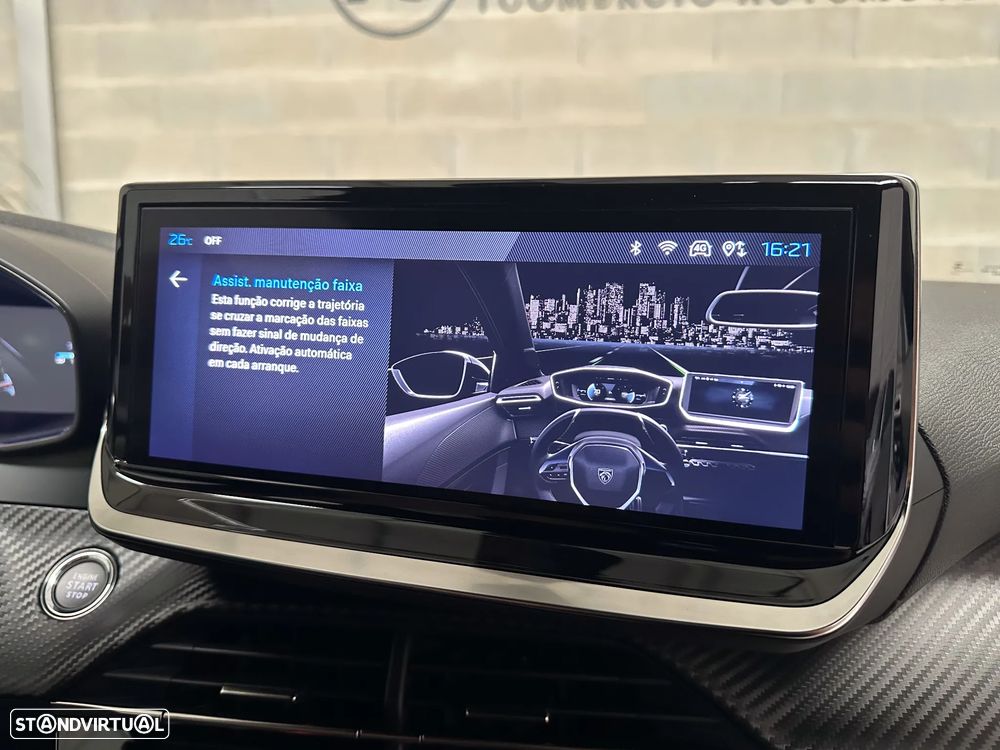 Peugeot 2008 1.2 PureTech Allure Pack EAT8 - 24