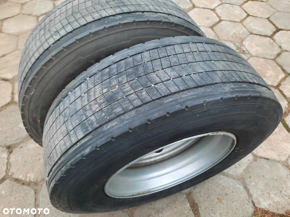 Opona Opony Continental 315/70R22,5 4szt Komplet Felgami - 1