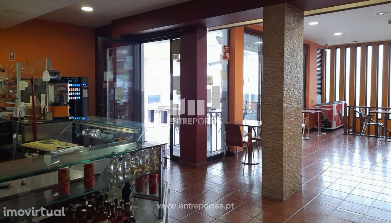 Venda de Café, Santa Marta de Portuzelo, Viana do Castelo - Grande imagem: 3/11