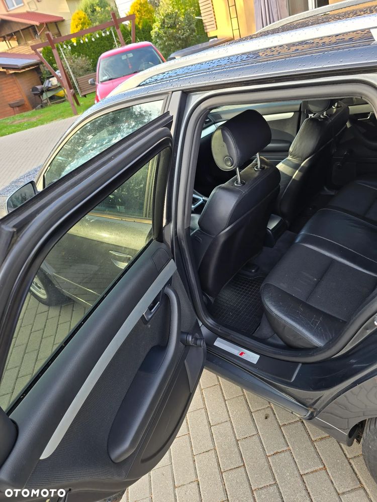 Audi A4 Avant - 11
