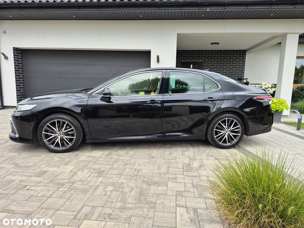 Toyota Camry 2.5 Hybrid Executive CVT - 25