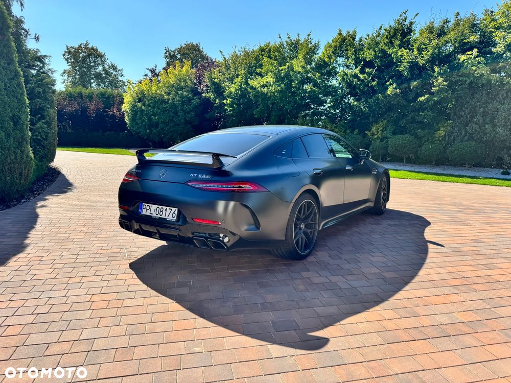 Mercedes-Benz AMG GT 63 S 4-Matic+ - 3