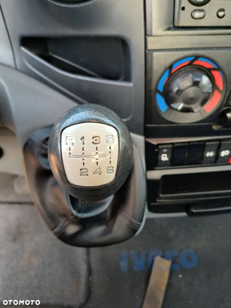 Iveco 35S18 - 14