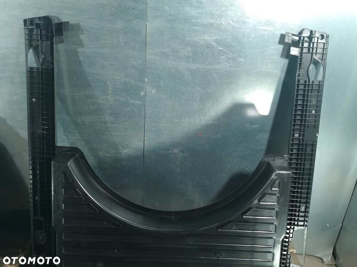 WKŁAD BAGAŻNIKA AUDI Q7 (2005-2015)  4L0861529A - 2