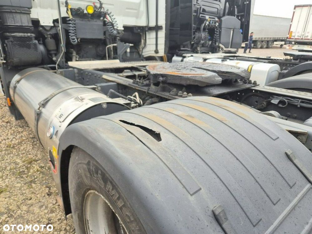 Iveco As440St/p - 37