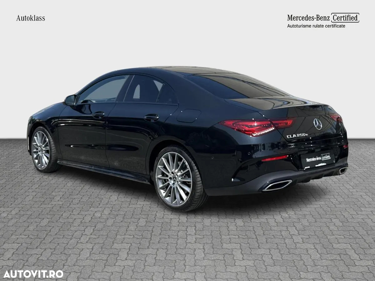 Mercedes-Benz CLA 250 e 8G-DCT AMG Line - 3