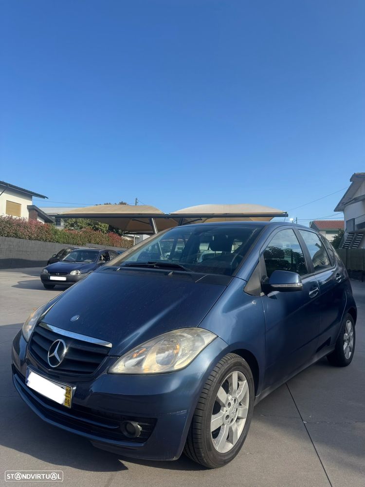 Mercedes-Benz A 150 Classic Automatic - 3
