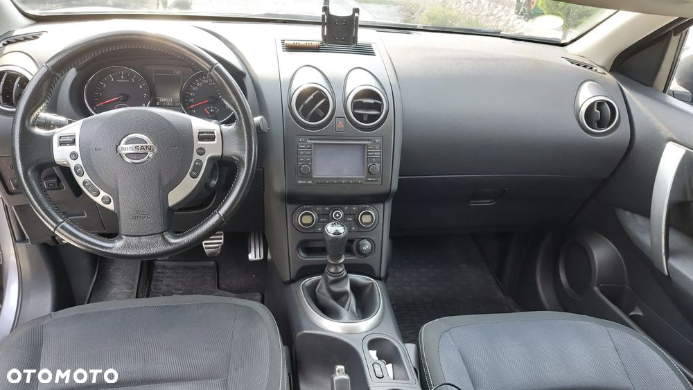 Nissan Qashqai+2 - 9