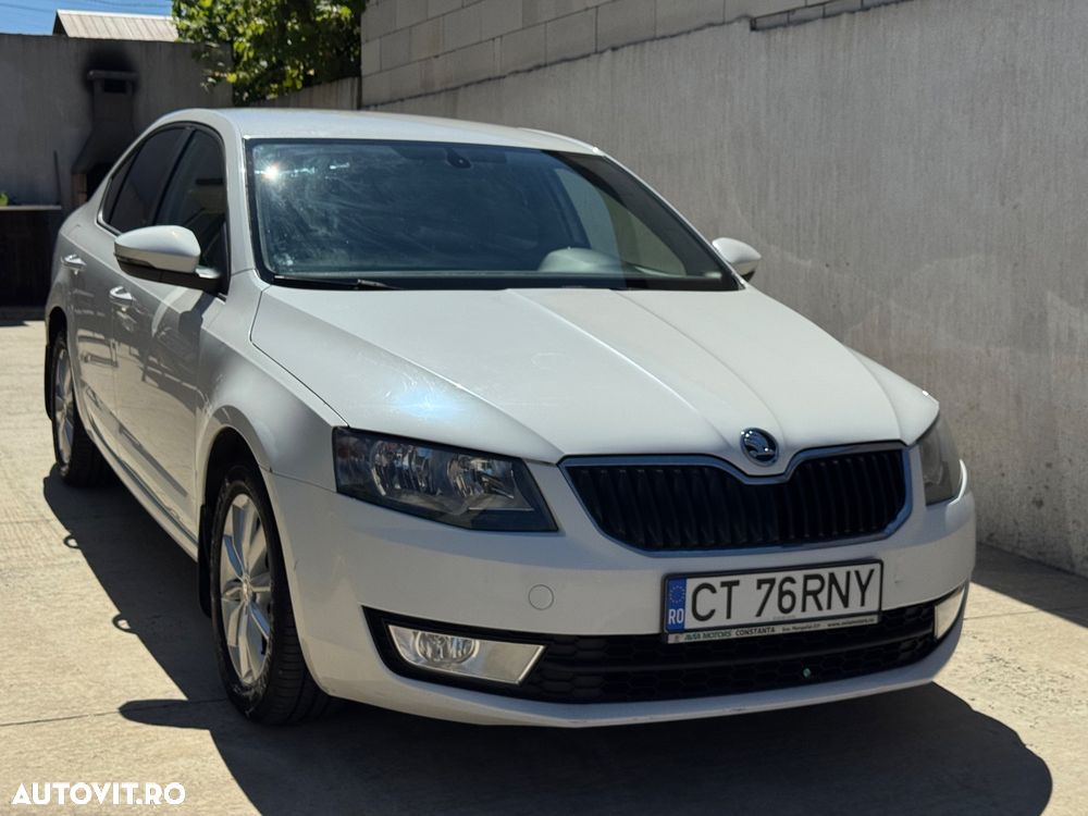 Skoda Octavia 1.6 TDI ACTIVE - 10