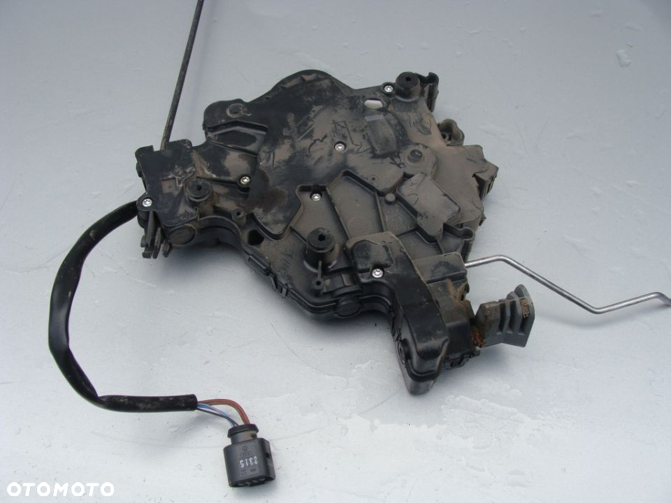VW T5 T6 ZAMEK DRZWI  PRZESUWNYCH PRAWYCH 7E0843654AM - 2