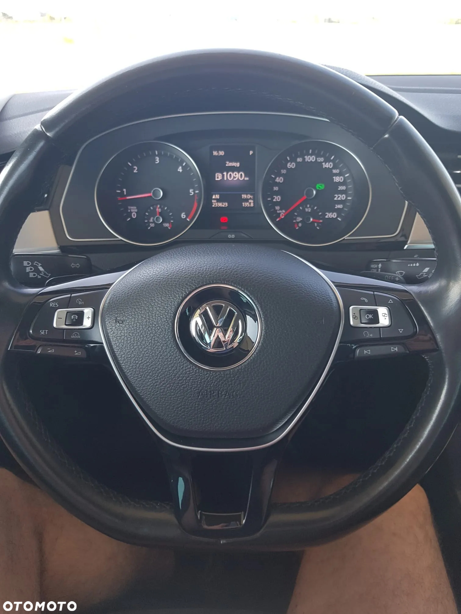 Volkswagen Passat 2.0 TDI BMT Highline DSG - 22