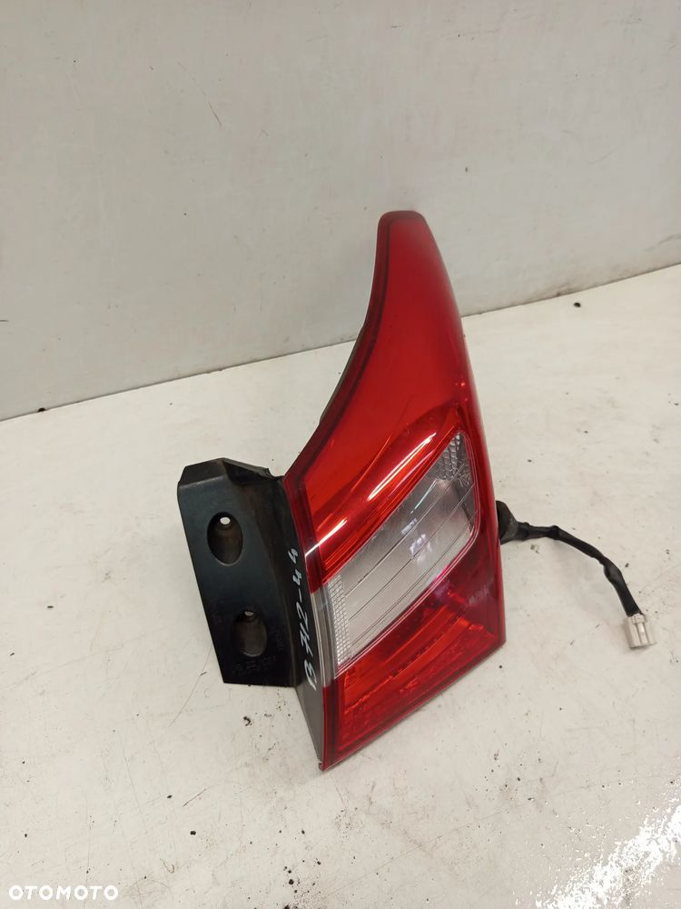 + LAMPA TYL TYLNA PRAWA HYUNDAI I30 II HB - 4