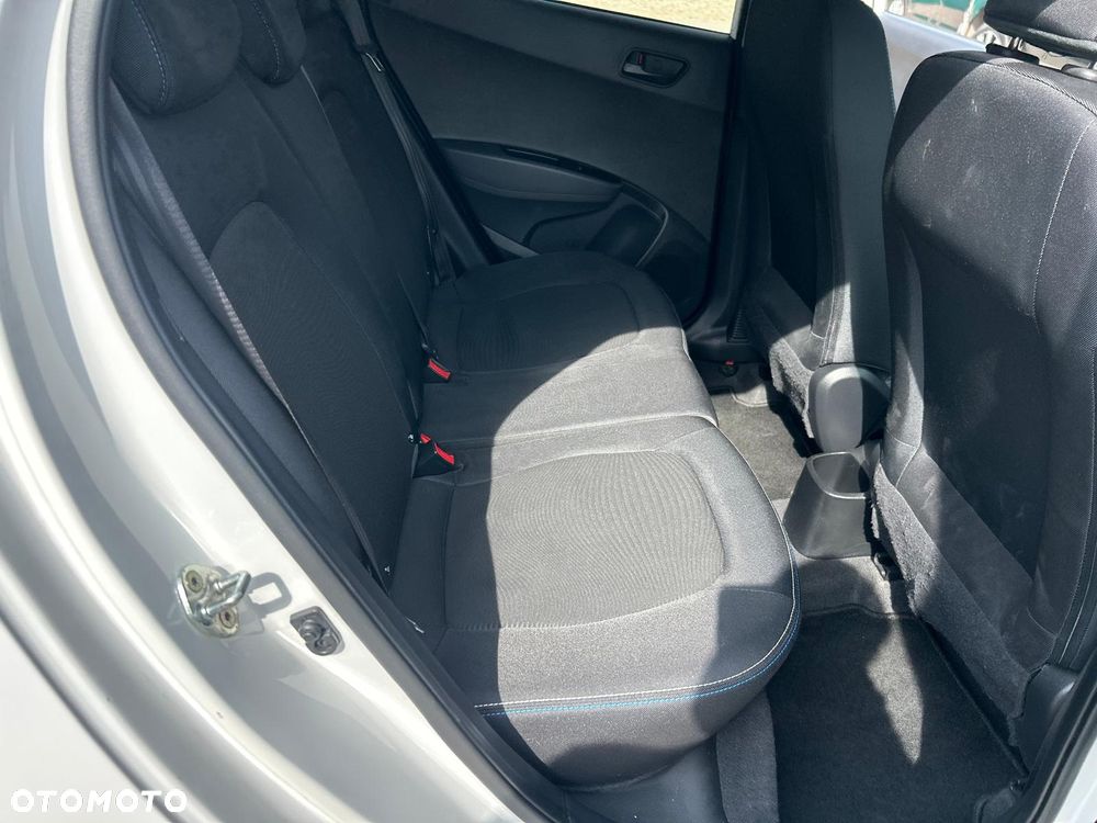 Hyundai i10 1.2 Passion Plus - 21