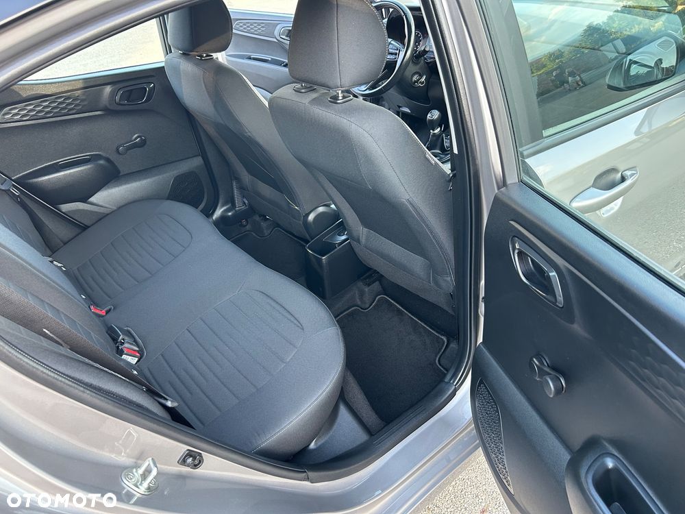 Hyundai i10 - 16